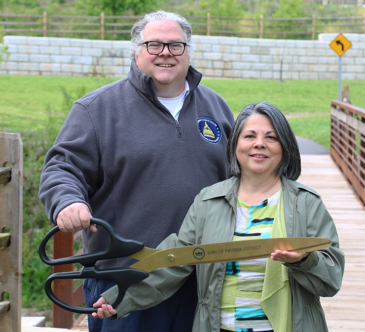 It’s official! The Township Cuts the Ribbon on the Crow Creek Trail